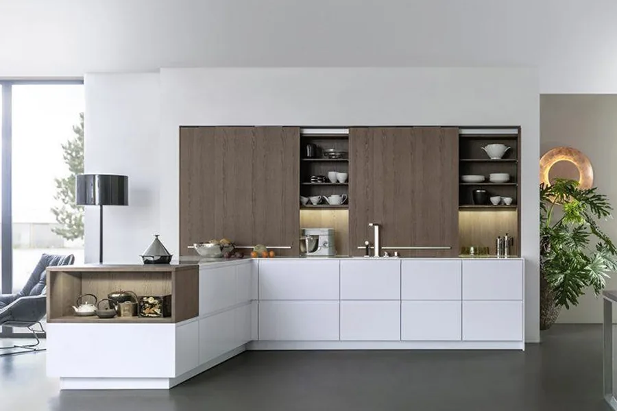 L-Shaped Kitchen designed by Creations Woodkraft